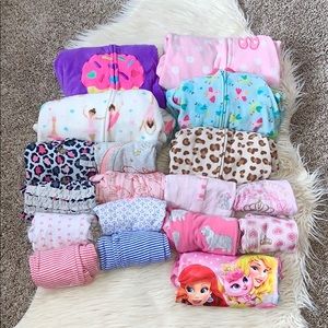 18 item girl 4T pajama lot